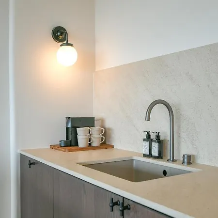 Mercator - 2 Slaapkamer Met Open Uitzicht Appartement *